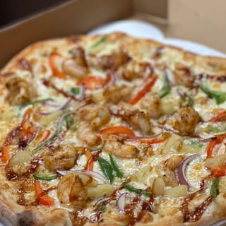 Cajun Shrimp Delight pizza